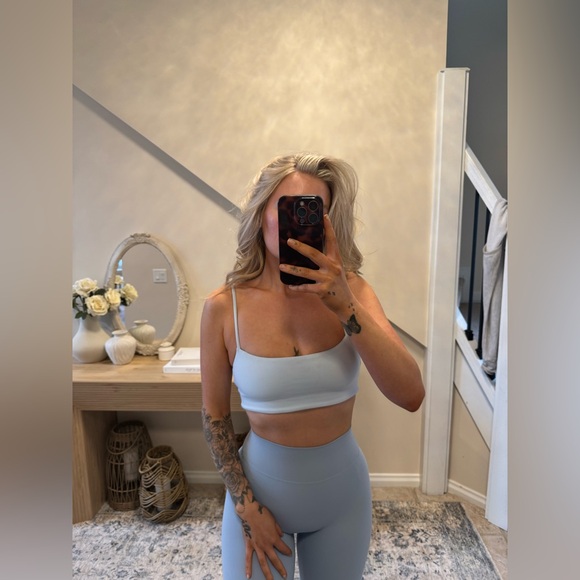 Ingia light blue square neck sports bra - Picture 2 of 2